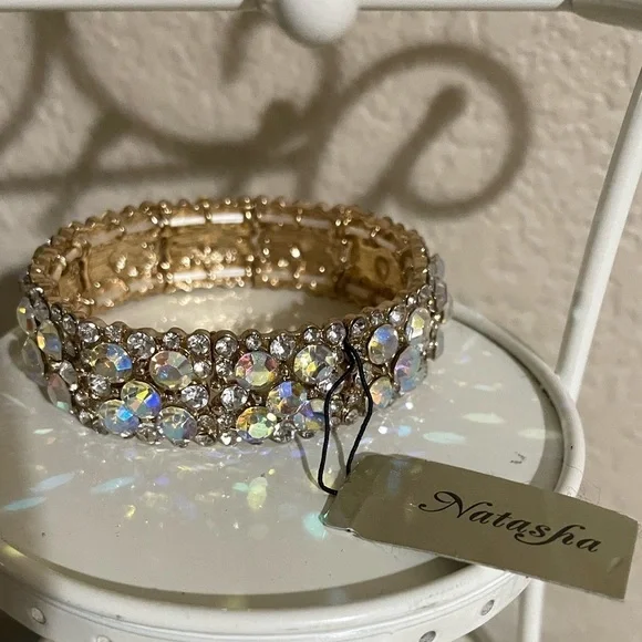 Natasha Couture Bracelet Natasha Iridescent Bracelet 🆕 💎 Natasha Bracelet 💎 - Picture 2 of 9